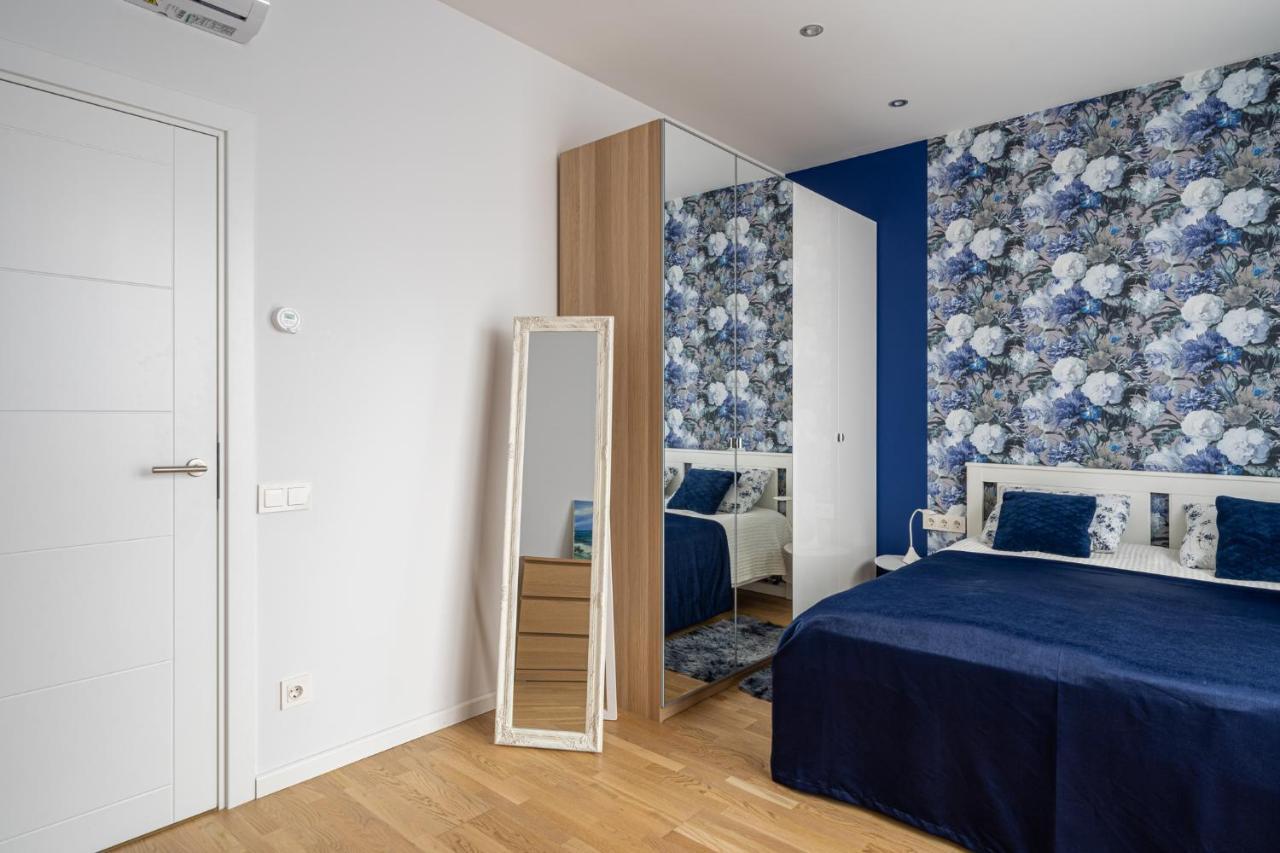 Apartment 1-bedroom Penthouse With Underground Parking